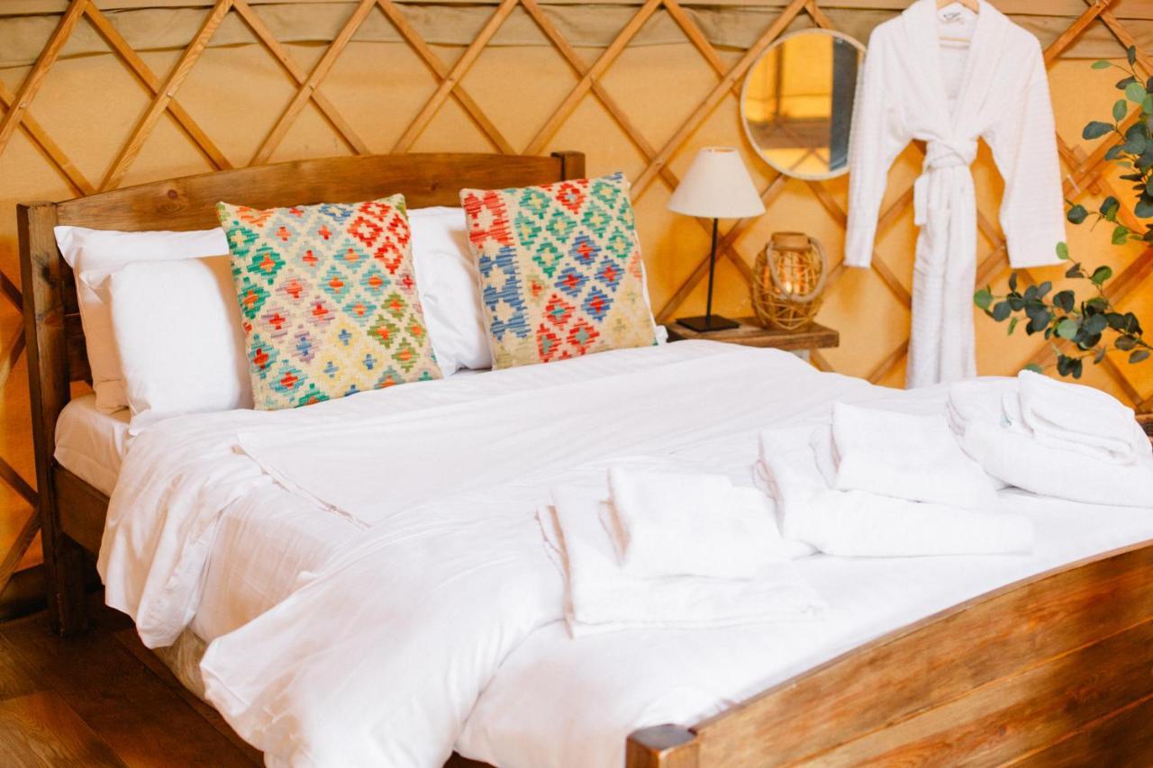 Yurtshire Fountains - Wensley Yurt Villa Рипън Екстериор снимка
